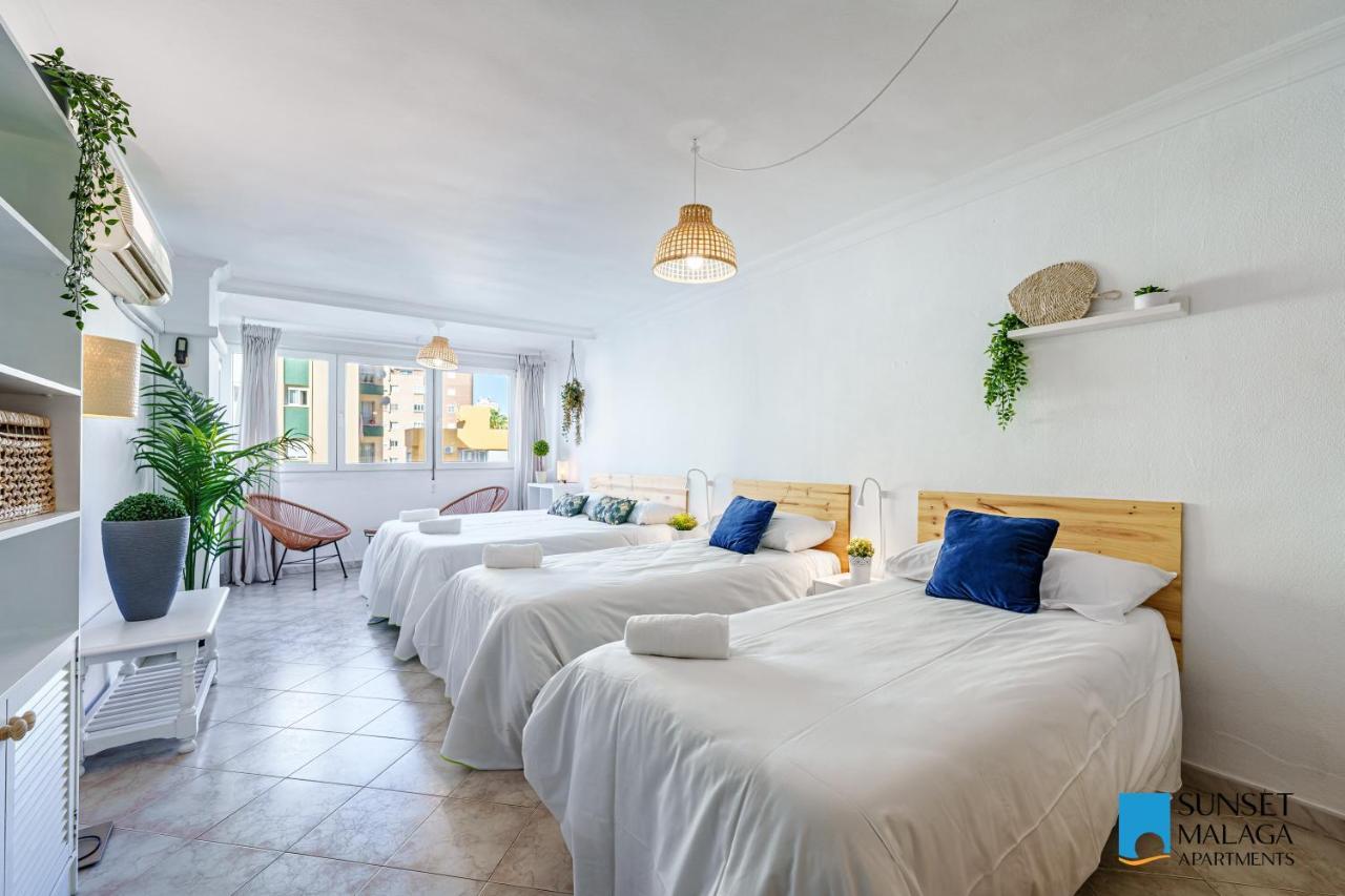 Malaga Central Station Apartment Exterior photo