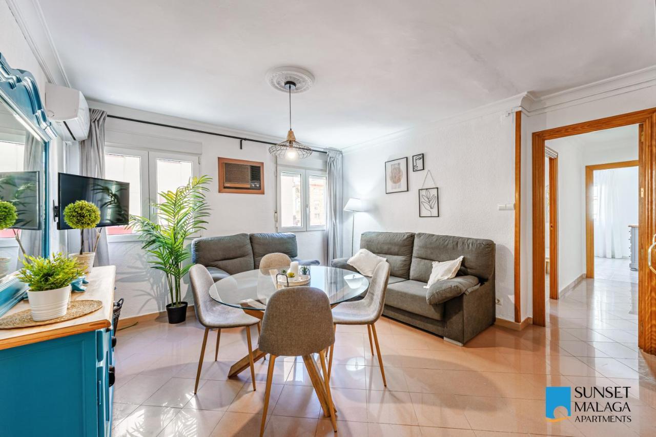 Malaga Central Station Apartment Exterior photo