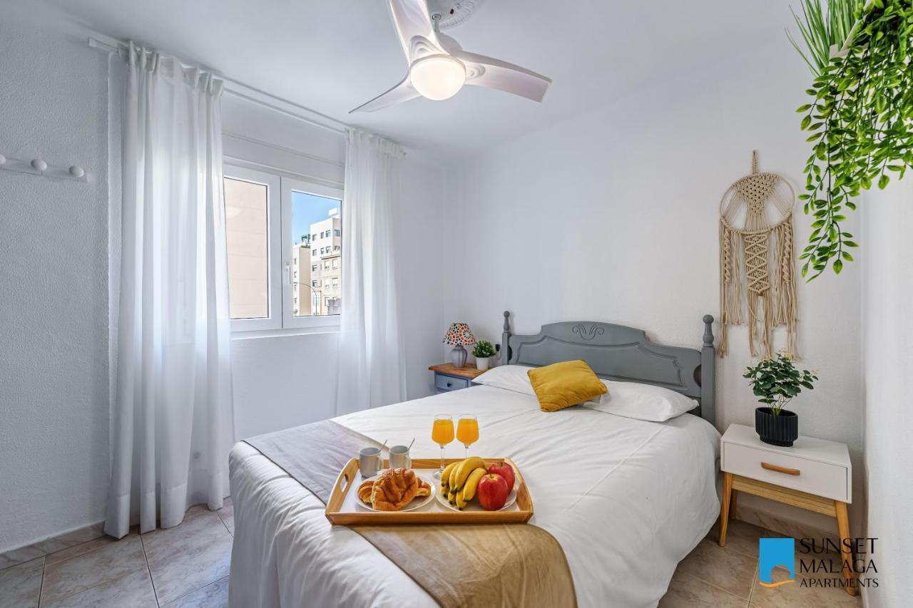 Malaga Central Station Apartment Exterior photo